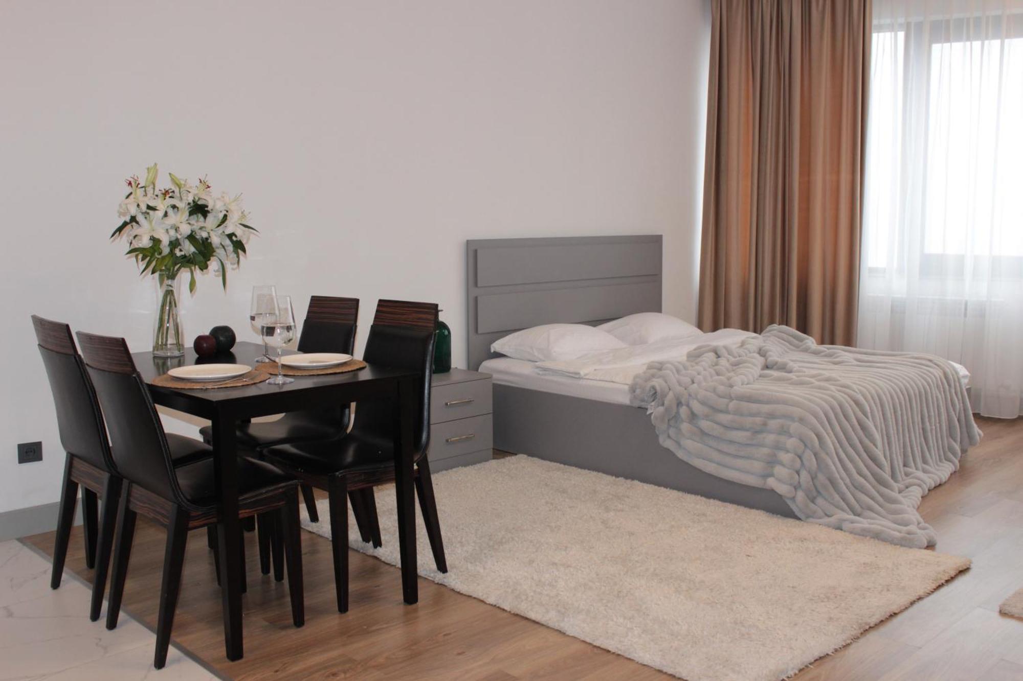Cozy Home Exclusive Time Almaty Ngoại thất bức ảnh